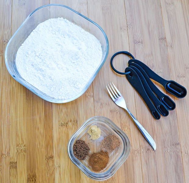 Create a Spice Cake Mix