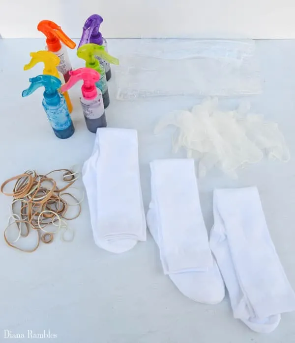 tie-dye-socks-supplies