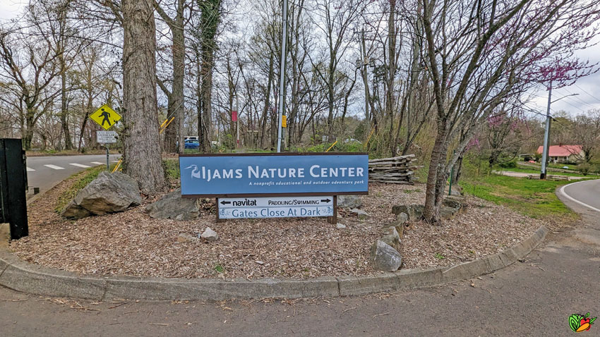 Ijams Nature Center Sign